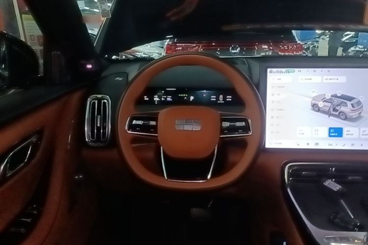 Used Geely Galaxy M9 2025 Model 210km Four-Wheel-Drive Leading Edition Steering Wheel