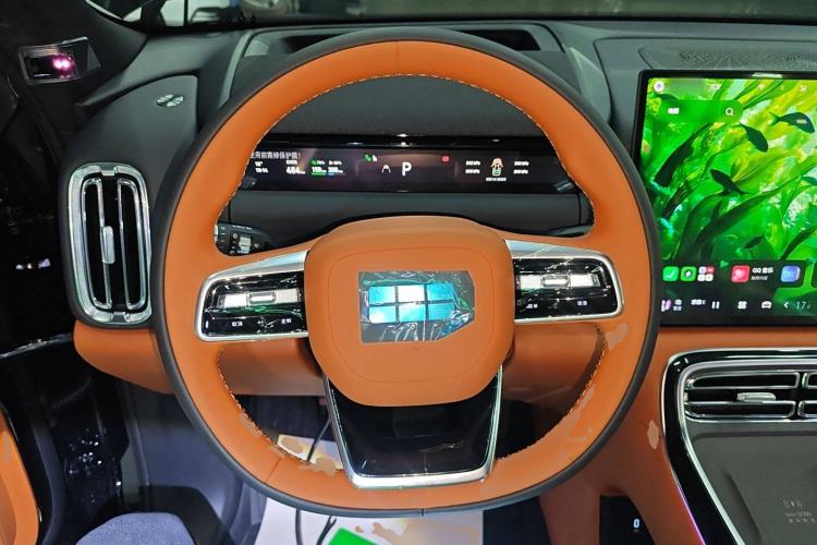 Used Geely Galaxy M9 2025 Model 210km Four-Wheel-Drive Leading Edition Steering Wheel