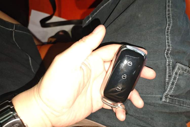 Used Geely Galaxy M9 2025 Model 210km Four-Wheel-Drive Leading Edition Vehicle Key