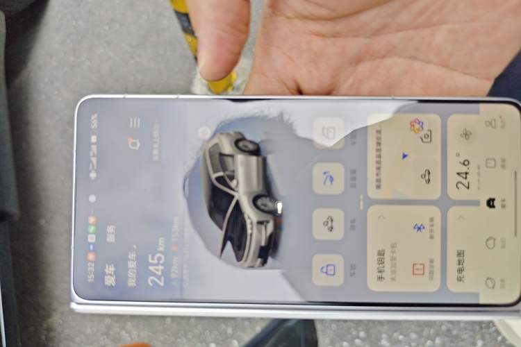 Used Geely Galaxy M9 2025 Model 230km Two-Wheel-Drive Exploration Edition Vehicle Key