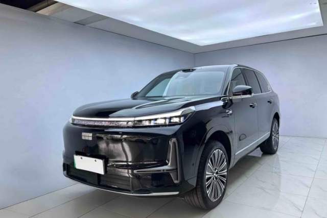 Used Geely Galaxy M9 2025 Model 210km Four-Wheel-Drive Leading Edition