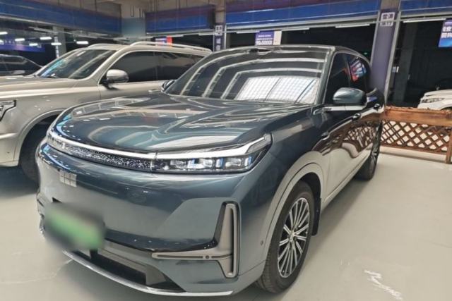 Used Geely Galaxy M9 2025 Model 210km Four-Wheel-Drive Leading Edition
