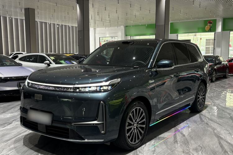 Geely Galaxy M9 2025 Model 230km Two-Wheel-Drive Exploration Edition