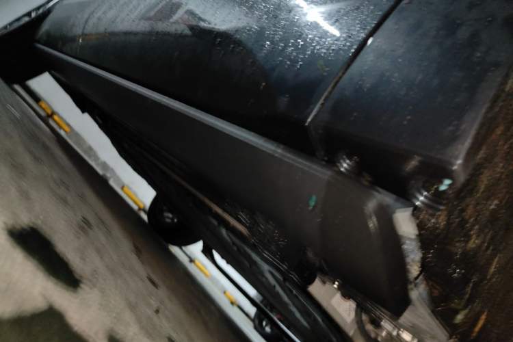 Used Geely Galaxy M9 2025 Model 230km Two-Wheel-Drive Exploration Edition Chassis Front Right