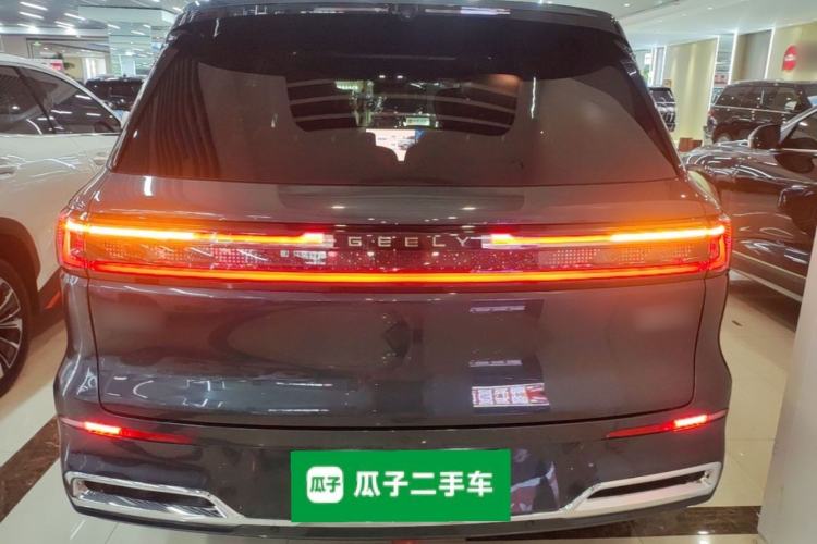 Used Geely Galaxy M9 2025 Model 210km Four-Wheel-Drive Leading Edition Rear