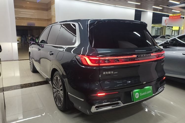 Used Geely Galaxy M9 2025 Model 210km Four-Wheel-Drive Leading Edition Rear Left 45 Deg