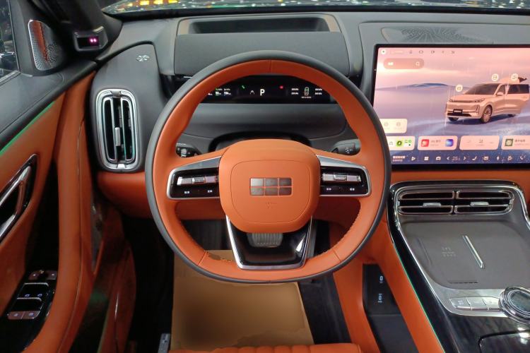 Used Geely Galaxy M9 2025 Model 230km Two-Wheel-Drive Exploration Edition Steering Wheel
