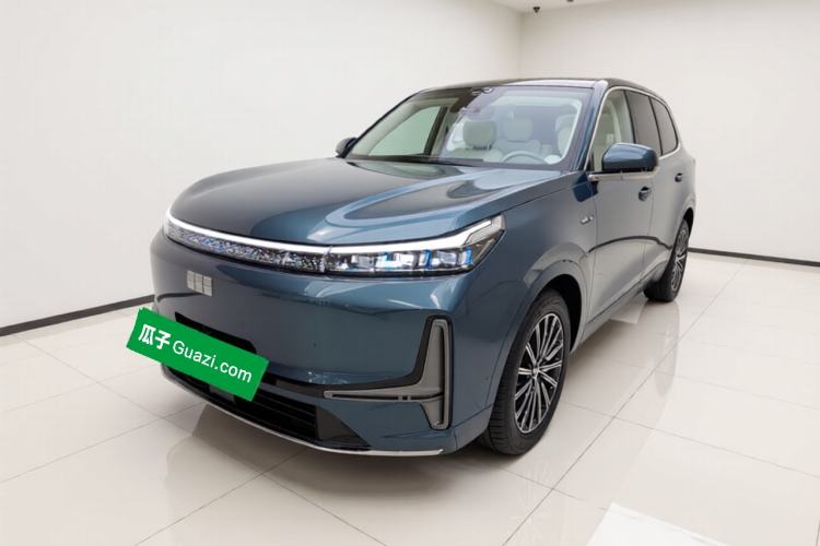 Geely Galaxy M9 2025 Model 230km Two-Wheel-Drive Exploration Edition