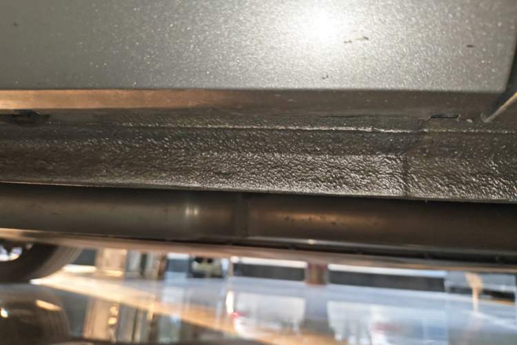 Used Geely Galaxy M9 2025 Model 230km Two-Wheel-Drive Exploration Edition Left Side Sill