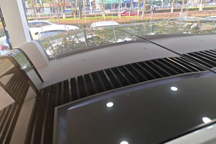 Used Geely Galaxy M9 2025 Model 230km Two-Wheel-Drive Exploration Edition Roof