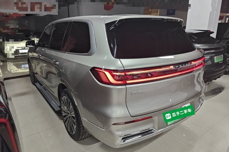 Used Geely Galaxy M9 2025 Model 210km Four-Wheel-Drive Leading Edition Exterior 2