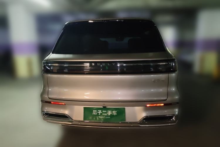 Used Geely Galaxy M9 2025 Model 230km Two-Wheel-Drive Smart Navigation Edition Rear