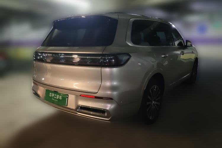 Used Geely Galaxy M9 2025 Model 230km Two-Wheel-Drive Smart Navigation Edition Rear Right 45 Deg
