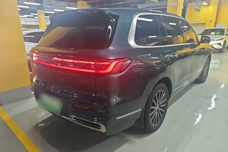 Used Geely Galaxy M9 2025 Model 210km Four-Wheel-Drive Leading Edition Rear Right 45 Deg