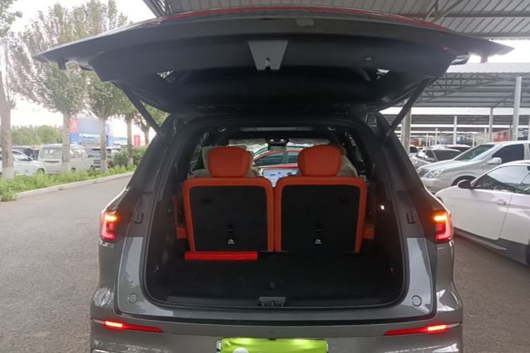 Used Geely Galaxy M9 2025 Model 230km Two-Wheel-Drive Exploration Edition Trunk