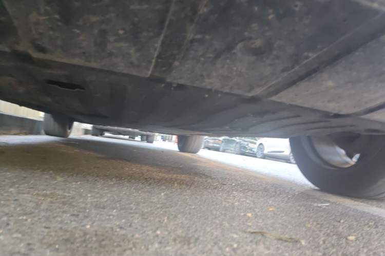 Used Geely Galaxy M9 2025 Model 210km Four-Wheel-Drive Leading Edition Chassis Front