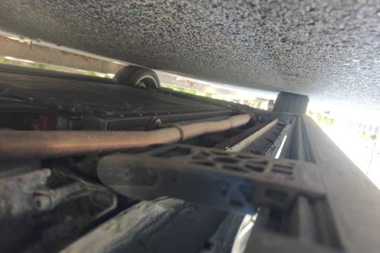Used Geely Galaxy M9 2025 Model 210km Four-Wheel-Drive Leading Edition Chassis Rear Left