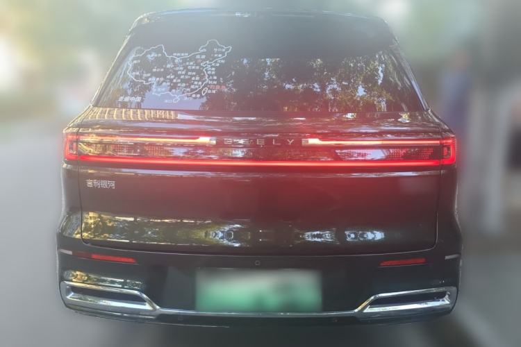 Used Geely Galaxy M9 2025 Model 210km Four-Wheel-Drive Leading Edition Rear