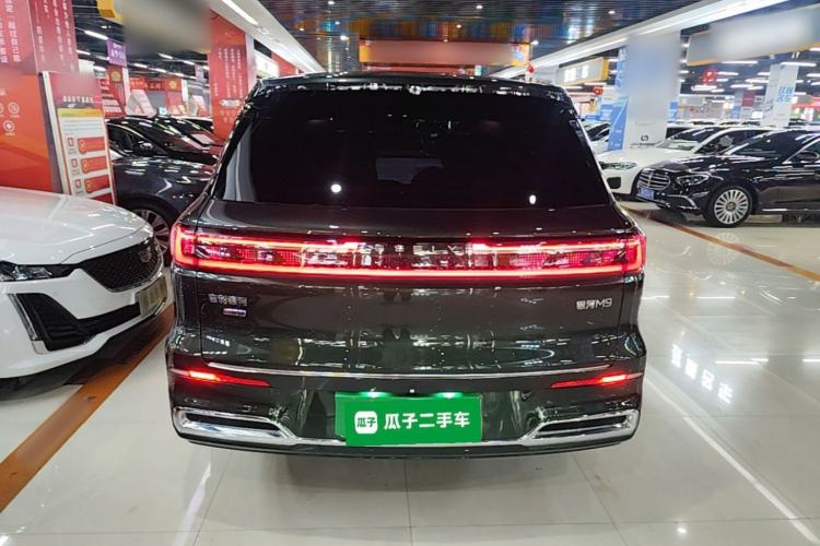 Used Geely Galaxy M9 2025 Model 210km Four-Wheel-Drive Leading Edition Rear