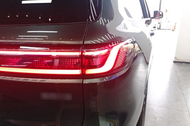 Used Geely Galaxy M9 2025 Model 230km Two-Wheel-Drive Exploration Edition Right Rear Taillight