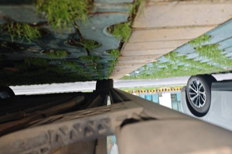 Used Geely Galaxy M9 2025 Model 230km Two-Wheel-Drive Exploration Edition Chassis Rear Left