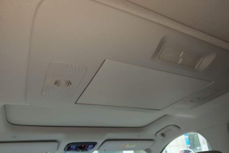 Used Geely Galaxy M9 2025 Model 230km Two-Wheel-Drive Exploration Edition Headliner