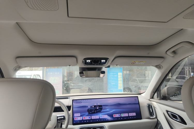 Used Geely Galaxy M9 2025 Model 210km Four-Wheel-Drive Leading Edition Headliner