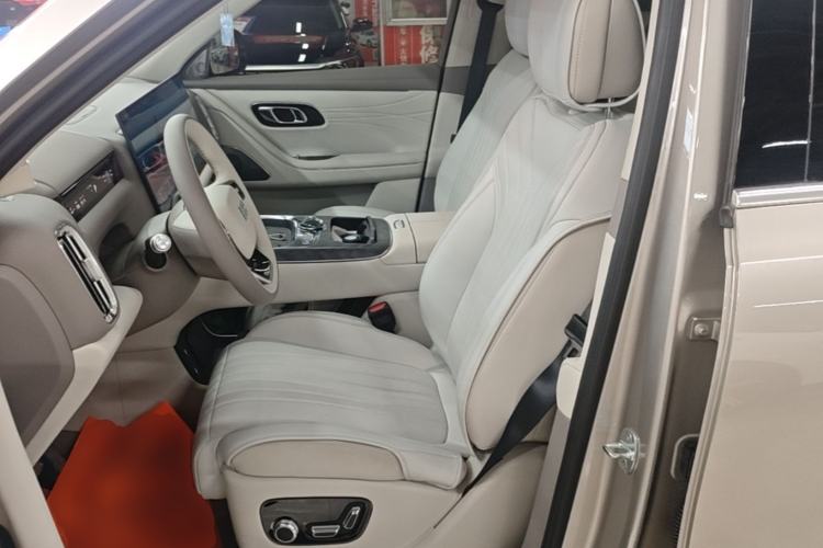 Used Geely Galaxy M9 2025 Model 210km Four-Wheel-Drive Leading Edition Left Front Seat