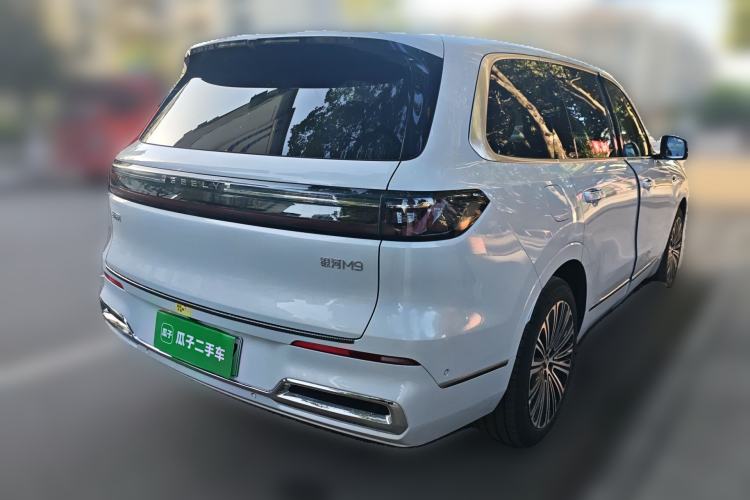 Used Geely Galaxy M9 2025 Model 210km Four-Wheel-Drive Leading Edition Rear Right 45 Deg