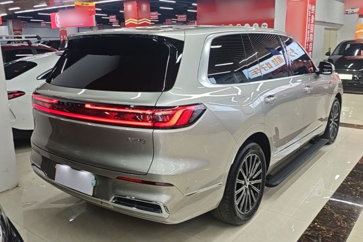 Used Geely Galaxy M9 2025 Model 210km Four-Wheel-Drive Leading Edition Rear Right 45 Deg