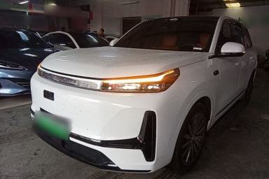 Used Geely Galaxy M9 2025 Model 100km Two-Wheel-Drive Smart Navigation Edition