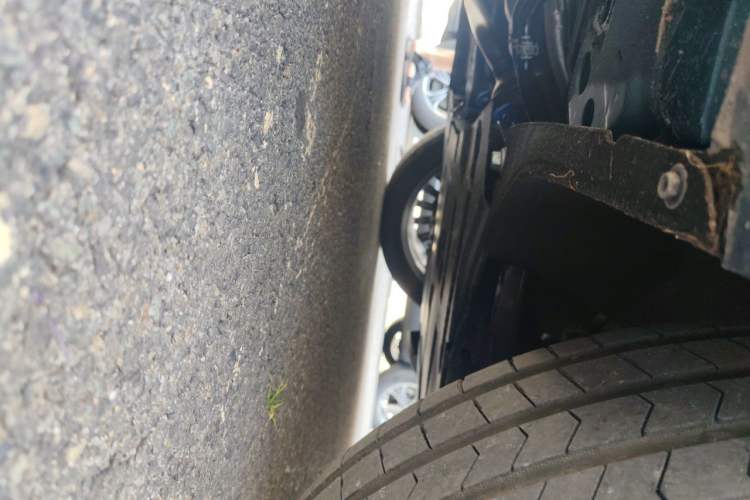 Used Geely Galaxy Starlight 7 2026 220km Four-Wheel-Drive Exploration+ Edition Chassis Front Right