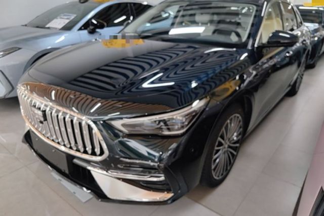 Ojetý Geely Galaxy Starlight 7 2026 Model 220km Four-Wheel-Drive Starlight Edition