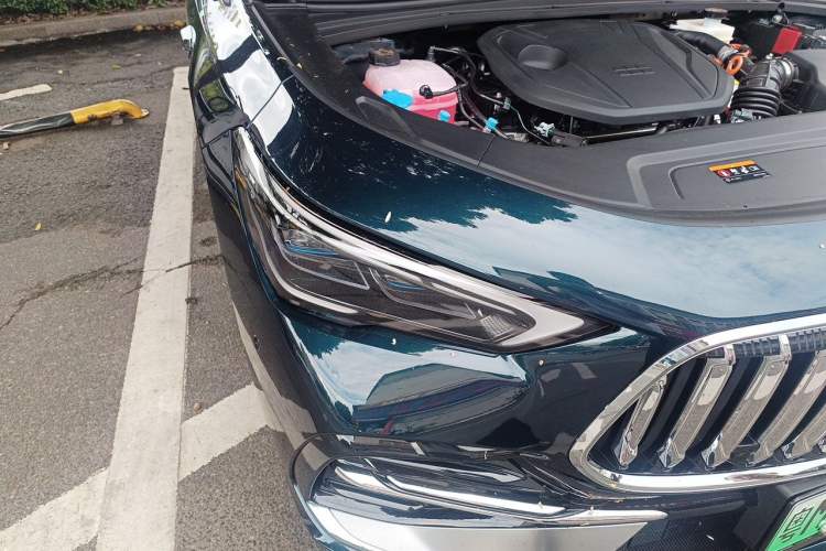 Used Geely Galaxy Starlight 7 2026 Model 220km Four-Wheel-Drive Starlight Edition Right Front Headlight