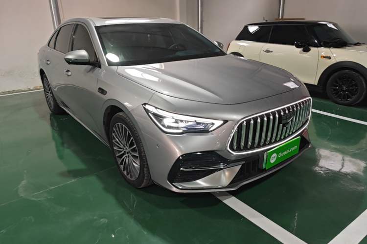 Used Geely Galaxy Starlight 7 2026 Model 230km Two-Wheel-Drive Exploration+ Edition Front Right 45 Deg