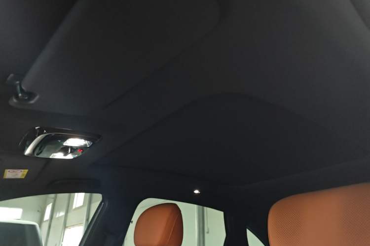 Used Geely Galaxy Starlight 7 2026 Model 230km Two-Wheel-Drive Exploration+ Edition Headliner