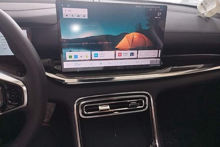 Used Geely Galaxy Stellar 6 2026 Model 125km Long-range Edition Audio And AC Panel
