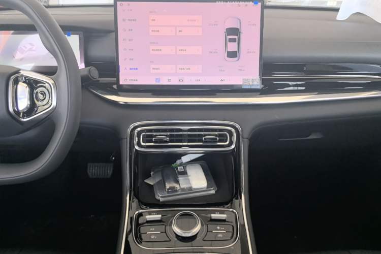 Used Geely Galaxy Stellar 6 2026 Model 125km Long-range Edition Audio And AC Panel