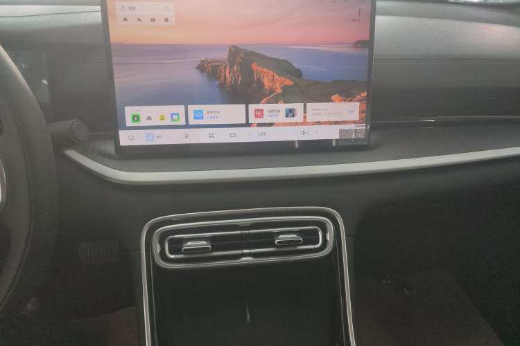 Used Geely Galaxy Stellar 6 2026 Model 60km Sailing Edition Audio And AC Panel