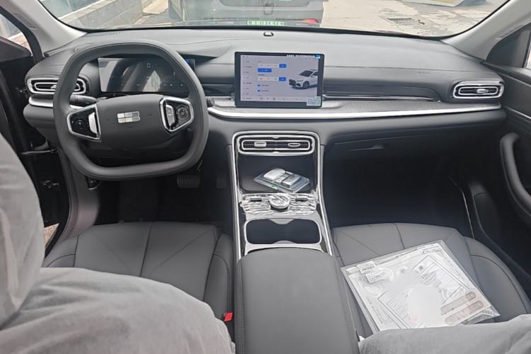 Used Geely Galaxy Stellar 6 2026 Model 125km Free-Style Edition Center Console