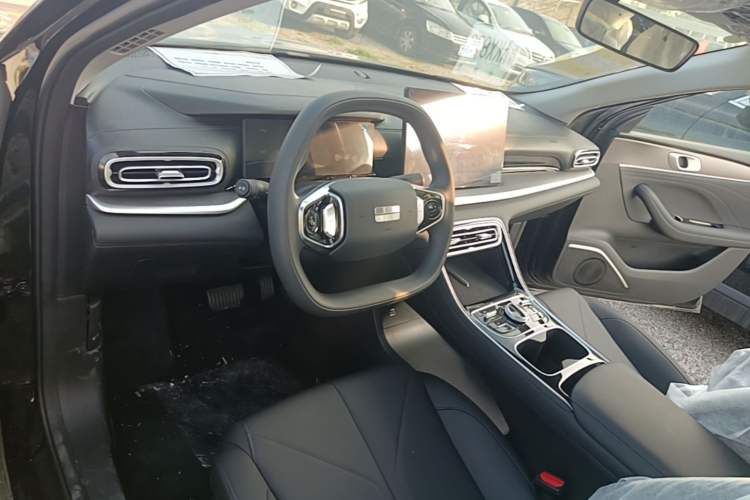 Used Geely Galaxy Stellar 6 2026 Model 60km Sailing Edition Center Console