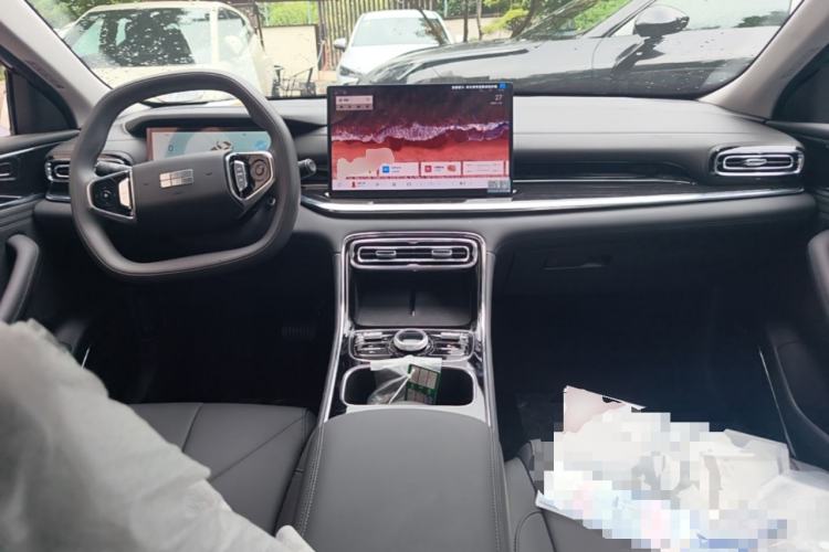 Used Geely Galaxy Stellar 6 2026 Model 125km Free-Style Edition Center Console