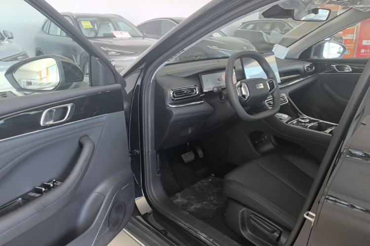 Used Geely Galaxy Stellar 6 2026 Model 125km Long-range Edition Driver Seat
