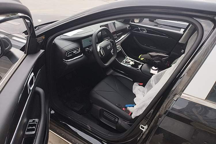 Used Geely Galaxy Stellar 6 2026 Model 125km Long-range Edition Driver Seat