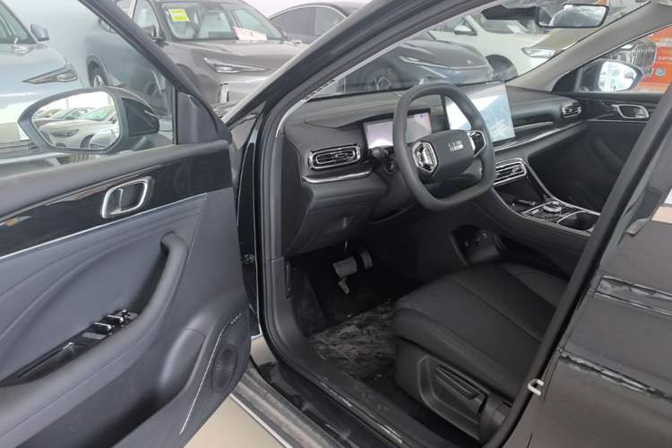 Used Geely Galaxy Stellar 6 2026 Model 125km Long-range Edition Driver Seat
