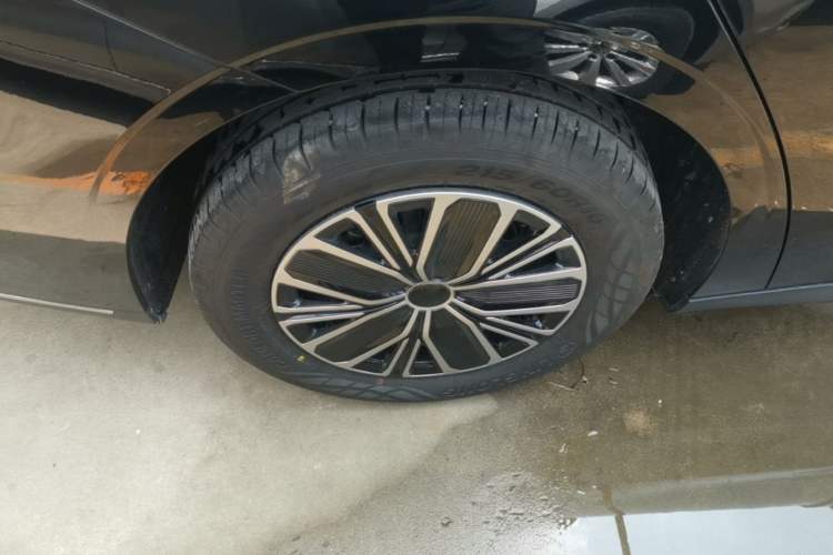 Used Geely Galaxy Stellar 6 2026 Model 60km Sailing Edition Exterior 5