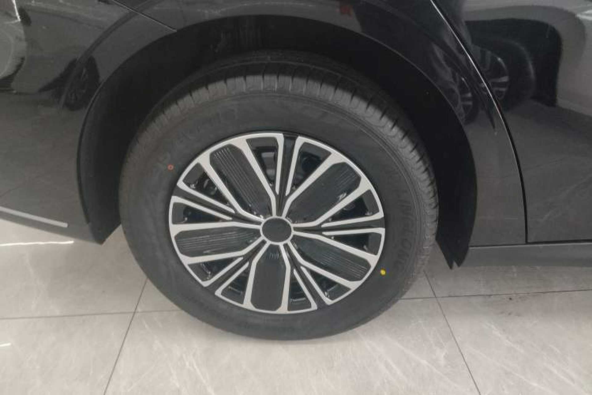 Used Geely Galaxy Stellar 6 2026 Model 60km Sailing Edition Exterior 8
