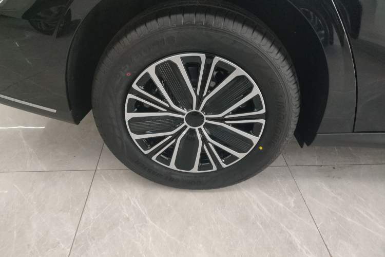 Used Geely Galaxy Stellar 6 2026 Model 60km Sailing Edition Exterior 8