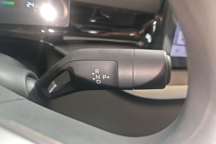 Used Geely Galaxy Stellar 6 2026 Model 60km Free-Style Edition Gear Lever