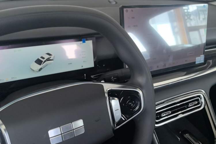Used Geely Galaxy Stellar 6 2026 Model 125km Long-range Edition Gear Lever